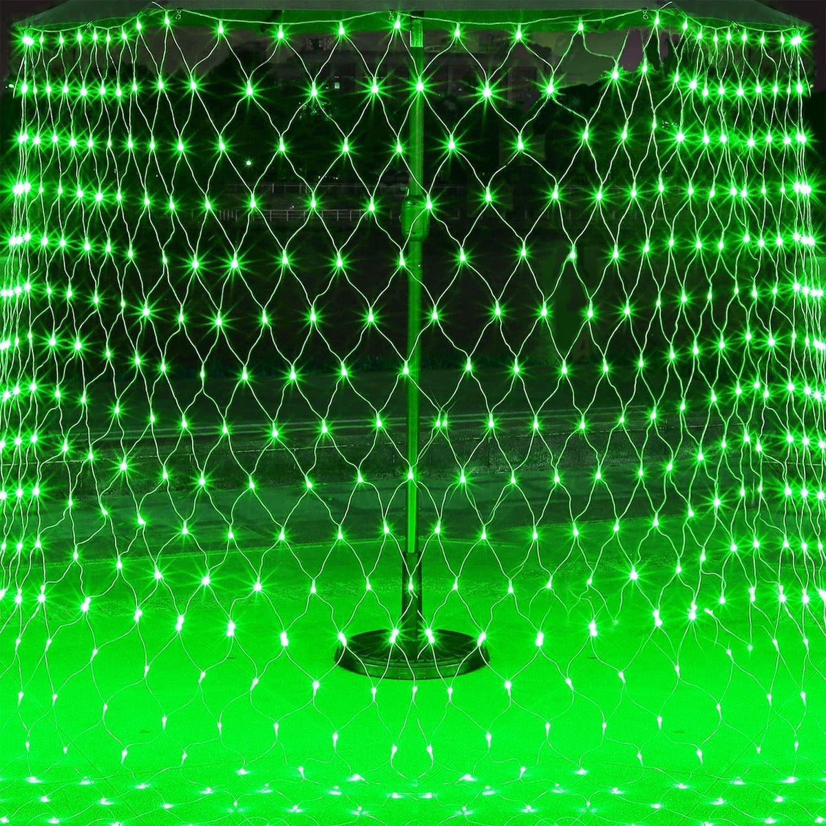 Garden Net Lights, Battery Operated 672 LED Waterproof Net Mesh Lights with 8 Modes, 6x4M Fairy String Lights for Outdoor Indoor Christmas Tree, Bush, Backyard, Garden, Party Décor