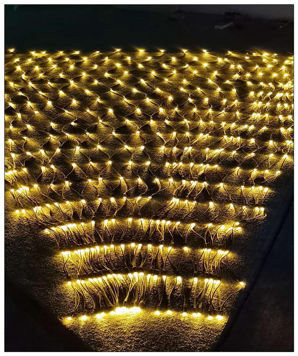Garden Net Lights, Battery Operated 672 LED Waterproof Net Mesh Lights with 8 Modes, 6x4M Fairy String Lights for Outdoor Indoor Christmas Tree, Bush, Backyard, Garden, Party Décor