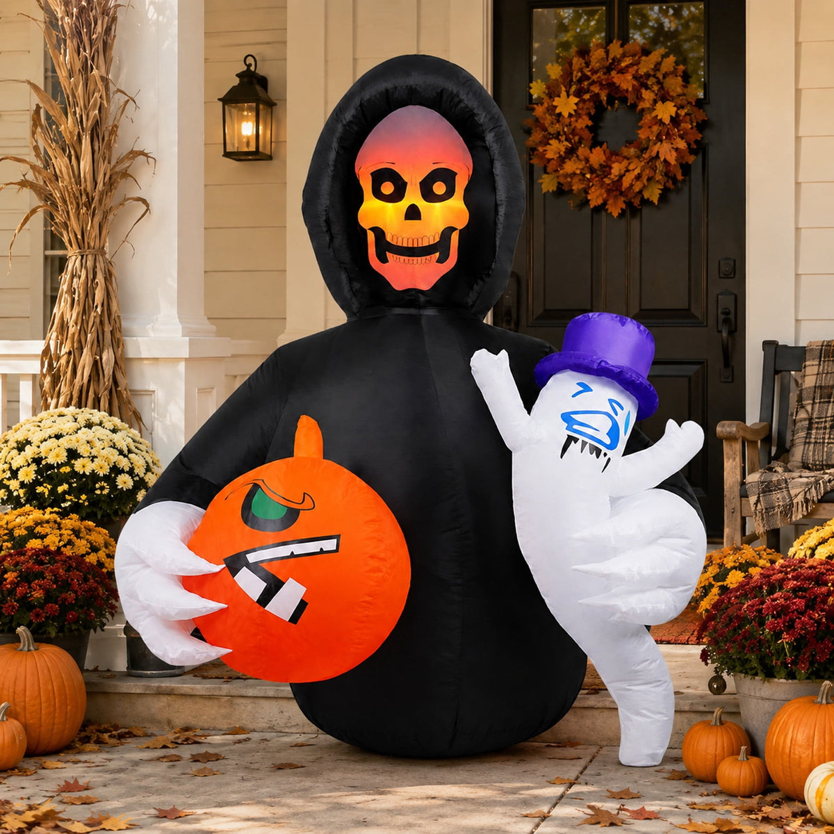 MInHoues 6 ft Halloween Inflatable Mold Ornament, Ghost Face Man Holding Pumpkin Decorative Molds, Polyester Spooky Yard Prop for Indoor Outdoor Holiday Party Home Decor