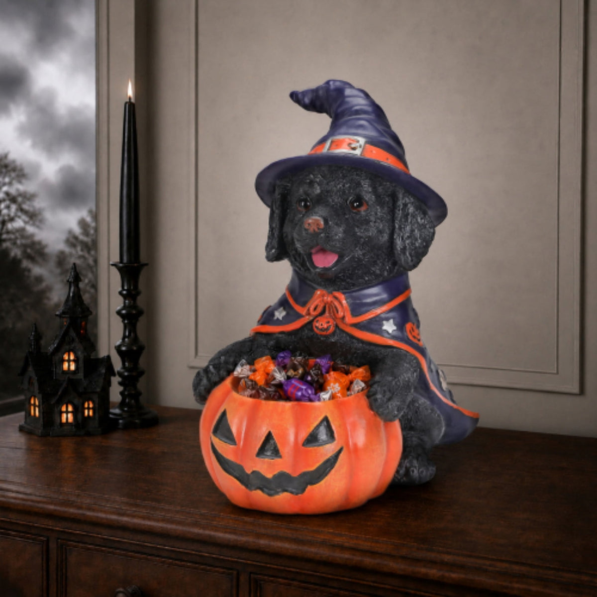 SpookHaven Halloween Jack‑O‑Lantern Pumpkin Mist Sprayer Figurine, LED Light‑Up Fogger with Witch Hat & Skull Decoration, Spooky Ornament for Tabletop Entryway Halloween Party Home Decor