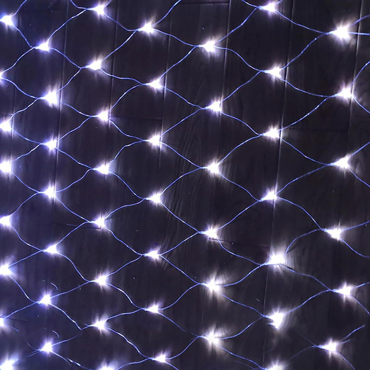 Garden Net Lights Battery Operated 4x6M 672LED Waterproof Net Mesh String Lights 8 Modes Fairy Lights for Indoor Outdoor Christmas Tree Bush Garden Backyard Décor