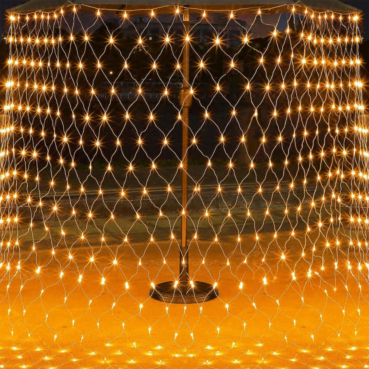 Garden Net Lights Battery Operated, 4mx6m 672LEDMesh Fairy String Lights Fairy Net Lights 8 Modes Waterproof Net Mesh String Lights for Garden Balcony Decor