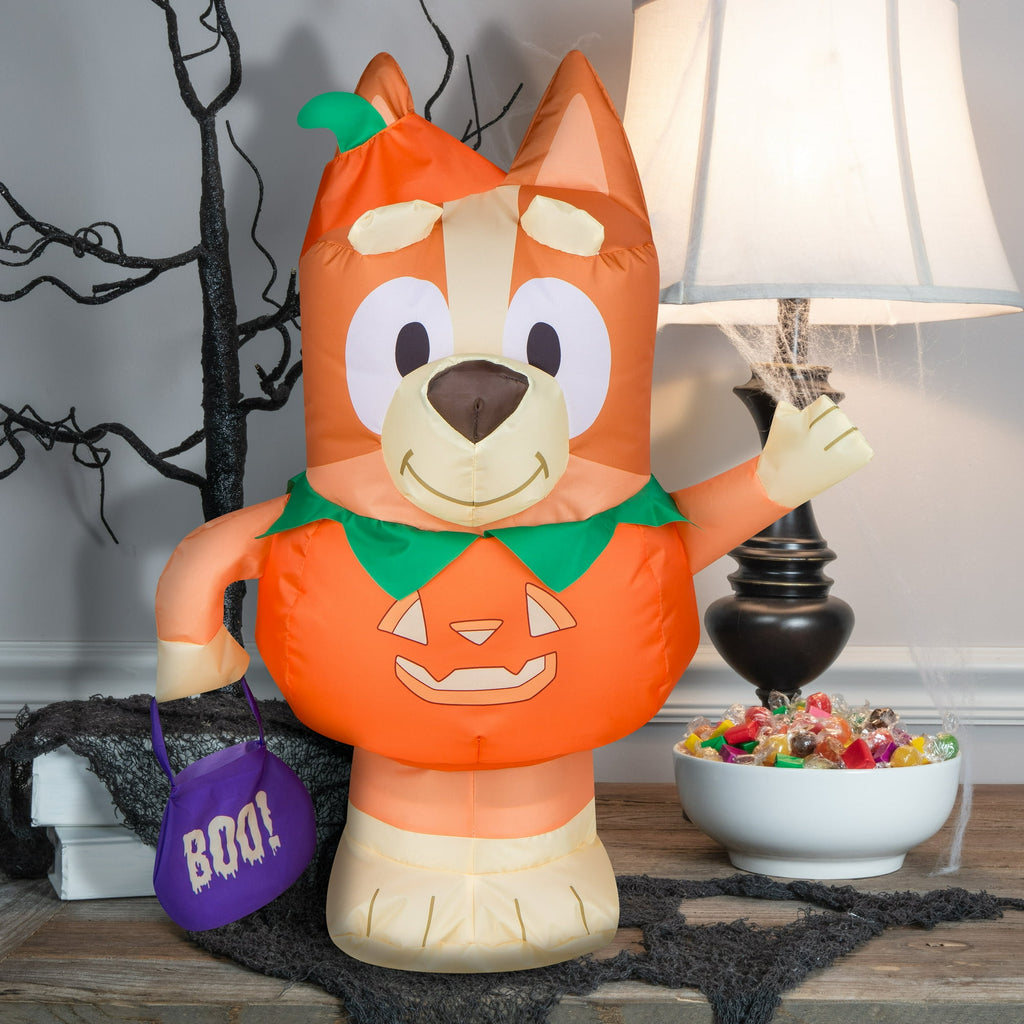 Bluey & Bingo 22" Halloween Indoor Inflatable Set with USB Power